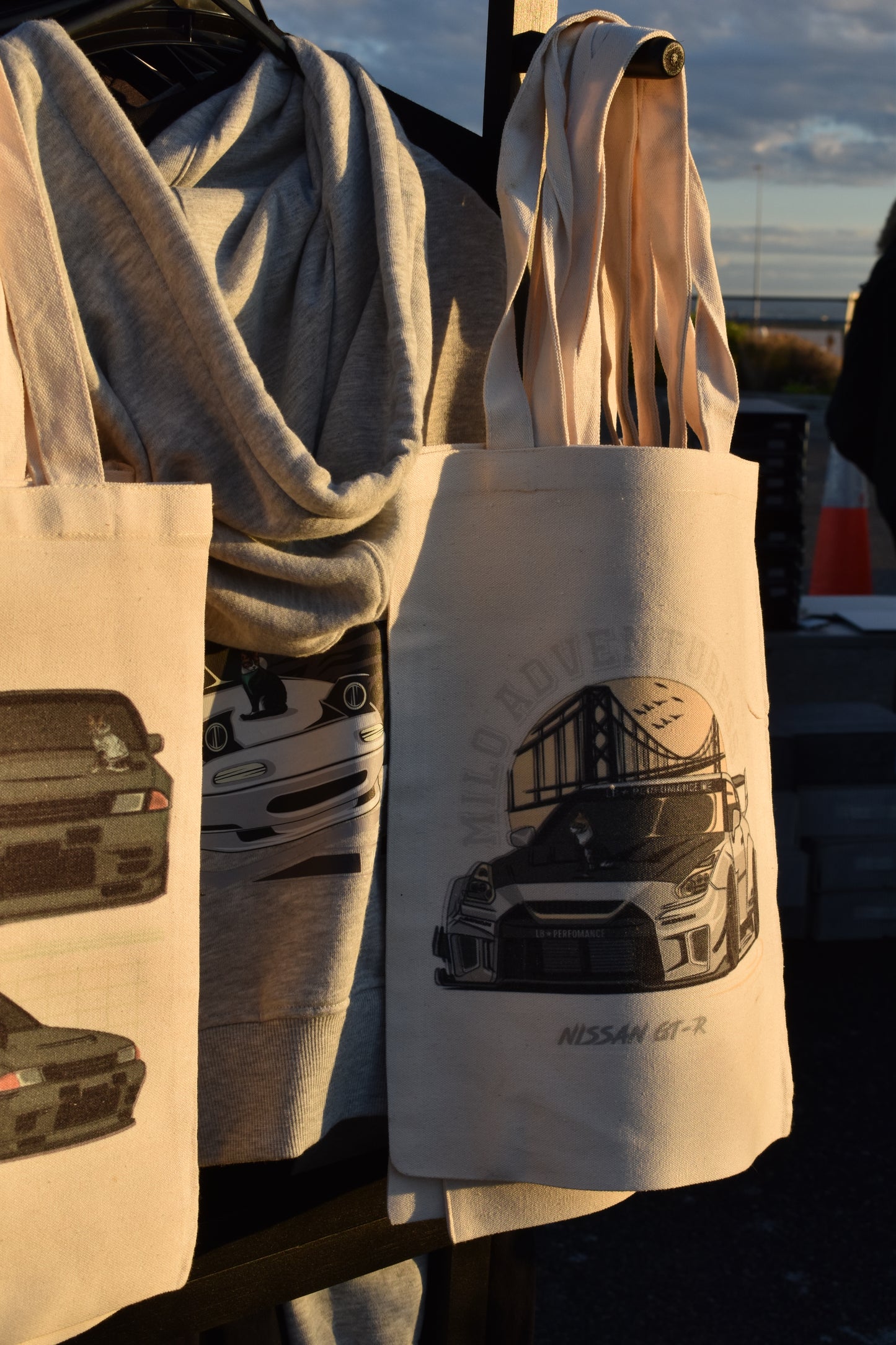 MILO TOTE BAGS